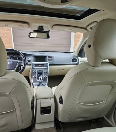 Volvo S60 cena 53505 przebieg: 143680, rok produkcji 2014 z Skoczów małe 232
